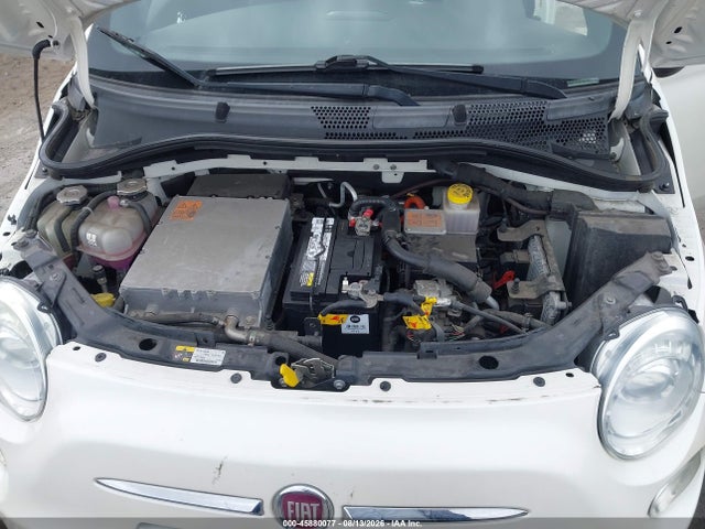 Fiat 500E BATTERY ELECTRIC 2015 3C3CFFGE7FT709699 Image 10