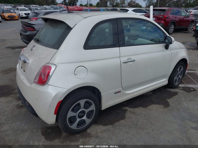 Fiat 500E BATTERY ELECTRIC 2015 3C3CFFGE7FT709699 Image 4