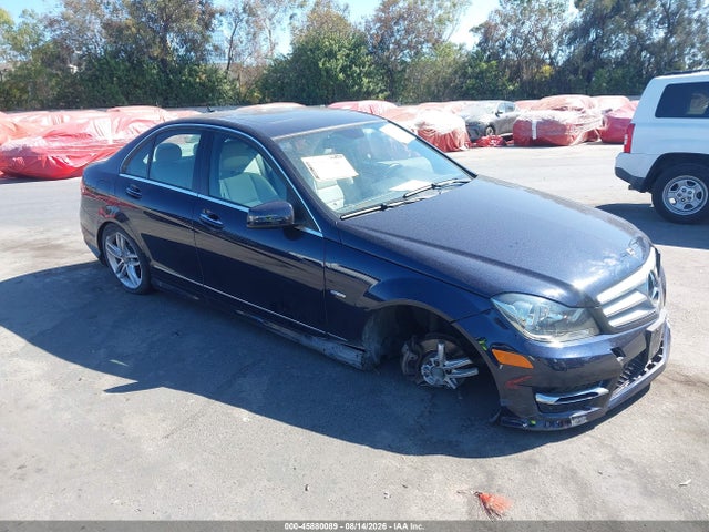 45880089 :رقم المزاد ، WDDGF4HB8CA625664 vin ، 2012 Mercedes-benz C 250 Luxury/sport مزاد بيع