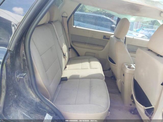 45880095 :رقم المزاد ، 1FMCU0D78AKC68109 vin ، 2010 Ford Escape Xlt مزاد بيع
