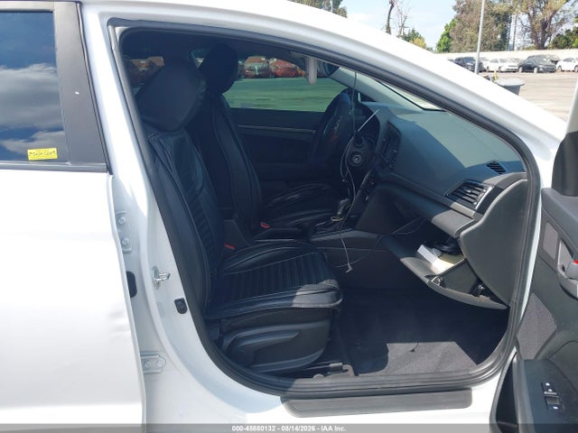 5NPD74LF9JH276430 Hyundai ELANTRA SE