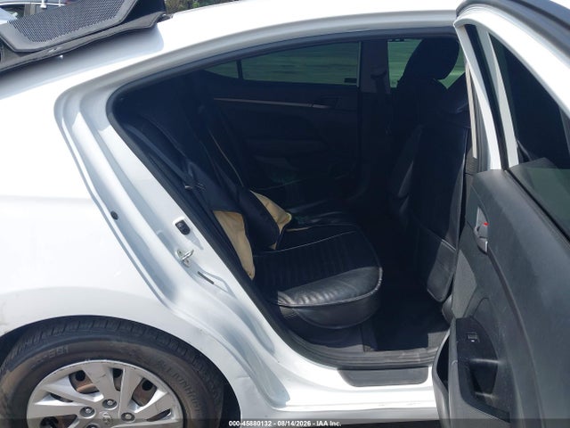 5NPD74LF9JH276430 Hyundai ELANTRA SE