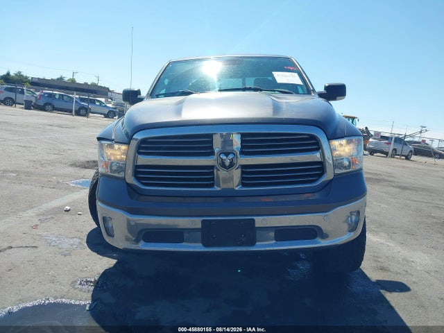 1C6RR7LT3HS844102 RAM 1500 Big Horn 4x4 5&#039;7 Box