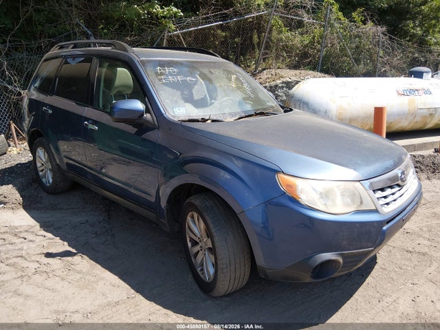 2013 Subaru Forester 2.5x Premium მანქანა იყიდება აუქციონზე, vin: JF2SHADC2DH418208, აუქციონის ნომერი: 45880157
