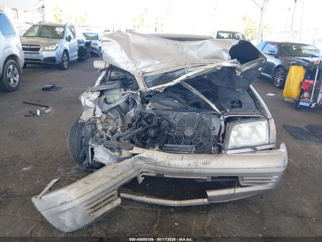 45880186 :رقم المزاد ، WDBGA33G3VA352317 vin ، 1997 Mercedes-benz S 320 Base Lwb مزاد بيع