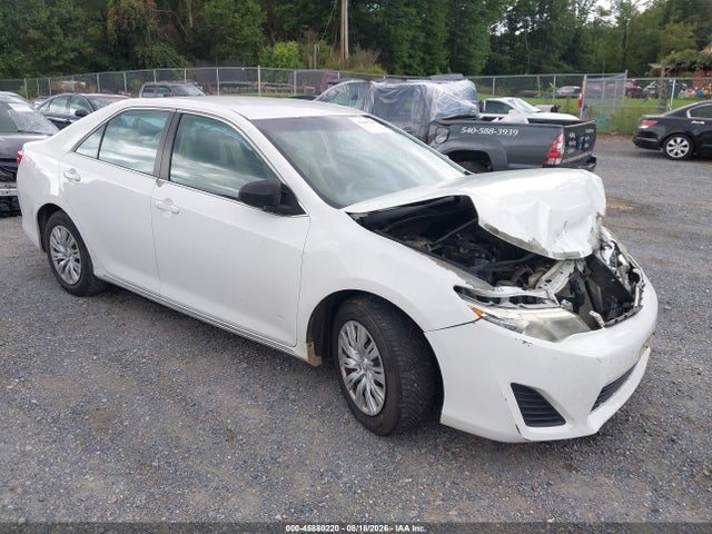 2014 Toyota Camry Le მანქანა იყიდება აუქციონზე, vin: 4T4BF1FKXER387552, აუქციონის ნომერი: 45880220