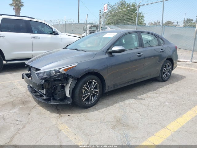 KIA Forte Lxs 2023 3KPF24AD1PE597366 Image 2