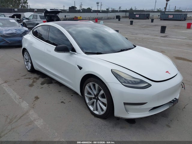 2018 Tesla Model 3 Long Range/performance მანქანა იყიდება აუქციონზე, vin: 5YJ3E1EB0JF131432, აუქციონის ნომერი: 45880234