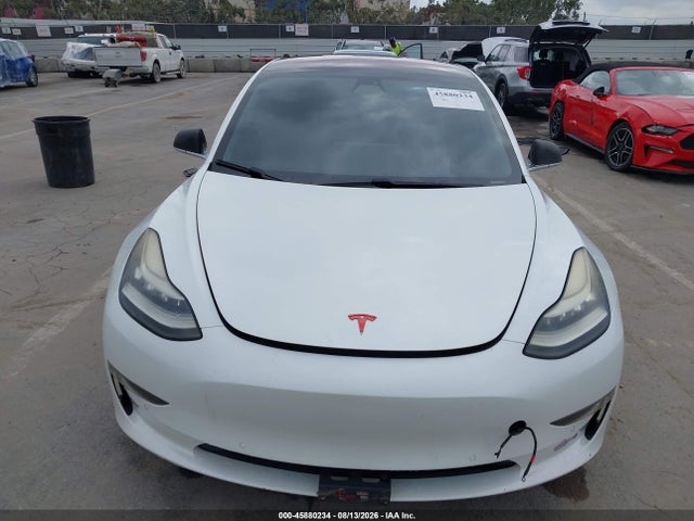 2018 Tesla Model 3 Long Range/performance მანქანა იყიდება აუქციონზე, vin: 5YJ3E1EB0JF131432, აუქციონის ნომერი: 45880234
