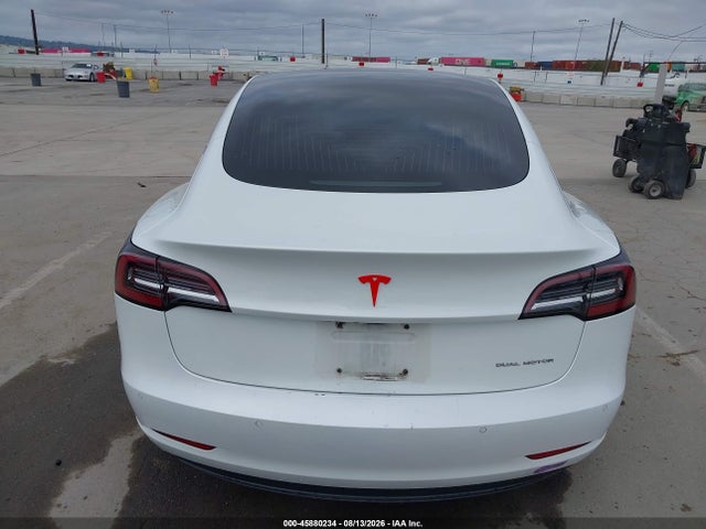 2018 Tesla Model 3 Long Range/performance მანქანა იყიდება აუქციონზე, vin: 5YJ3E1EB0JF131432, აუქციონის ნომერი: 45880234