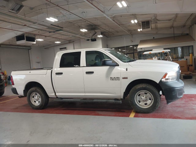 Aukcja sprzedaży 2018 Ram 1500 Tradesman  4x4 5'7 Box, vin: 1C6RR7KT4JS318939, numer aukcji: 45880263