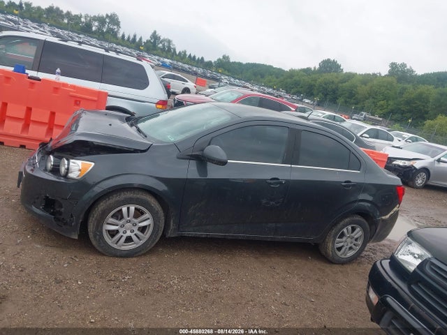 Продаж на аукціоні авто 2015 Chevrolet Sonic Lt Auto, vin: 1G1JC5SH3F4148116, номер лоту: 45880268