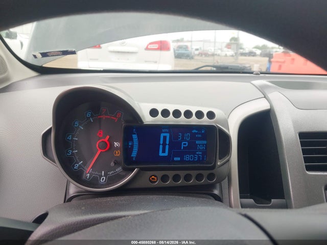 Продаж на аукціоні авто 2015 Chevrolet Sonic Lt Auto, vin: 1G1JC5SH3F4148116, номер лоту: 45880268
