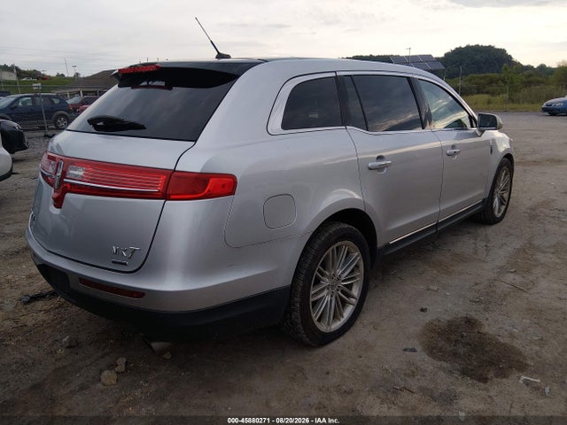Aukcja sprzedaży 2016 Lincoln Mkt Ecoboost, vin: 2LMHJ5AT5GBL02544, numer aukcji: 45880271