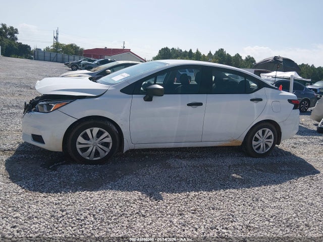 2022 Nissan Versa 1.6 S Xtronic Cvt მანქანა იყიდება აუქციონზე, vin: 3N1CN8DV5NL853817, აუქციონის ნომერი: 45880300