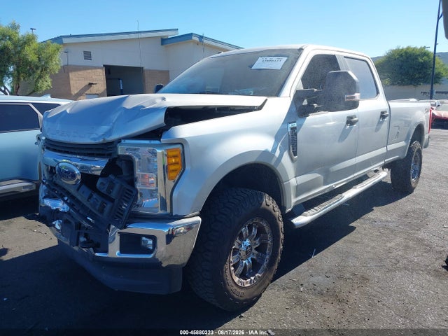 Ford F-250 Xlt 2017 1FT7W2B67HEE71670 Image 2