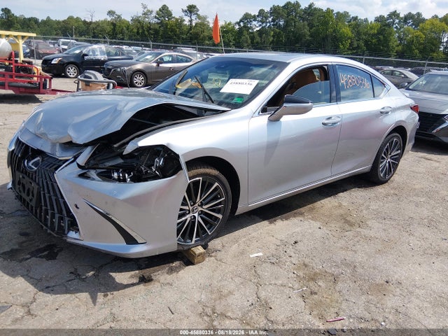 58ADA1C14RU042528 Lexus ES 300H