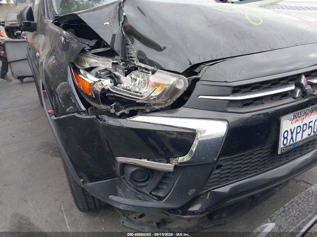 JA4AP3AU2JZ027422 Mitsubishi Outlander Sport 2.0 Es