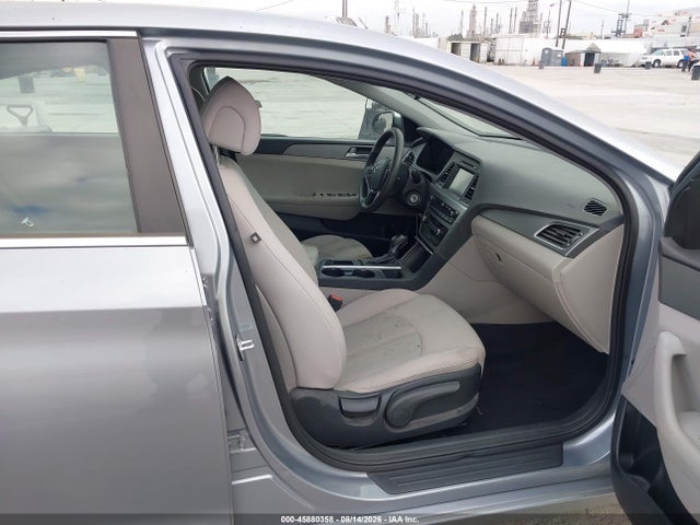 Hyundai SONATA SE 2016 5NPE24AF4GH265236 Image 5