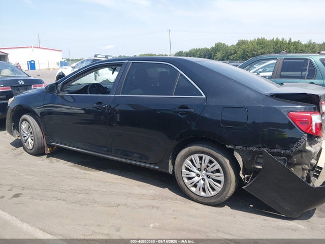 45880368 :رقم المزاد ، 4T1BF1FKXCU133461 vin ، 2012 Toyota Camry Le مزاد بيع