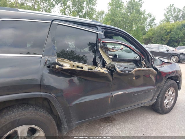 45880390 :رقم المزاد ، 1C4RJFAG5GC324878 vin ، 2016 Jeep Grand Cherokee Laredo مزاد بيع