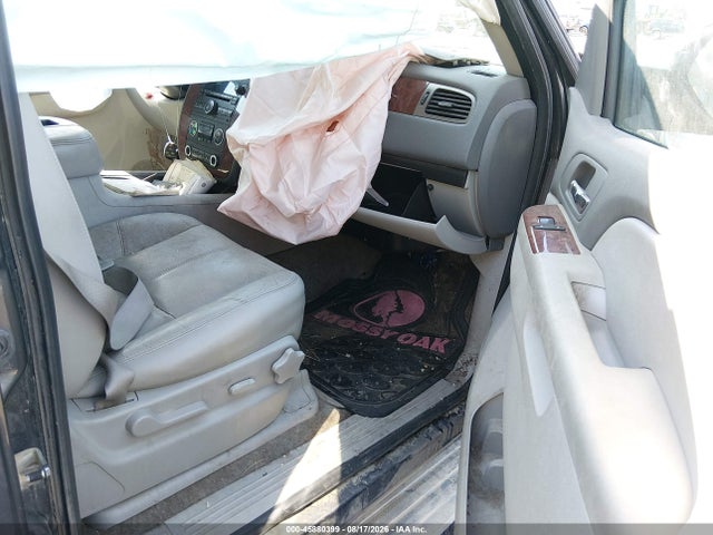 45880399 :رقم المزاد ، 1GNUKBE04AR120856 vin ، 2010 Chevrolet Tahoe Lt مزاد بيع