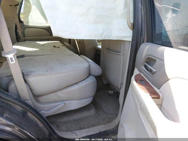 45880399 :رقم المزاد ، 1GNUKBE04AR120856 vin ، 2010 Chevrolet Tahoe Lt مزاد بيع