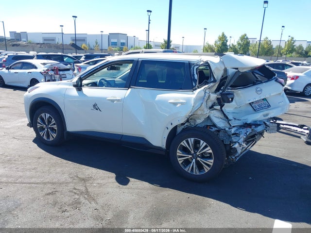 JN8BT3BA8PW433035 Nissan Rogue Sv Fwd