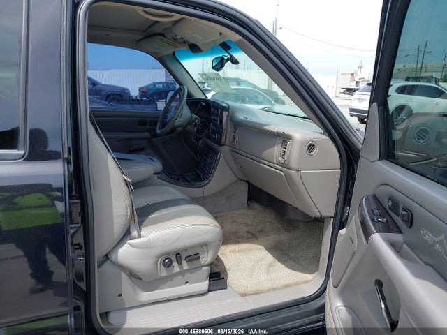 45880506 :رقم المزاد ، 1GKEK63U72J216480 vin ، 2002 Gmc Yukon Denali مزاد بيع