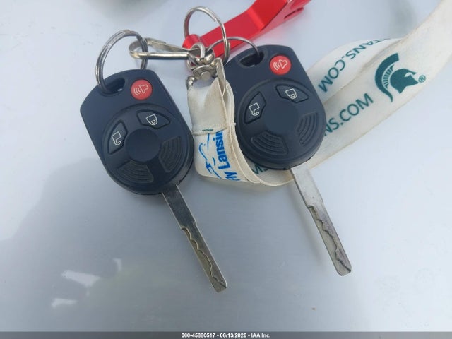 1FMCU9GXXGUC17062 Ford ESCAPE SE