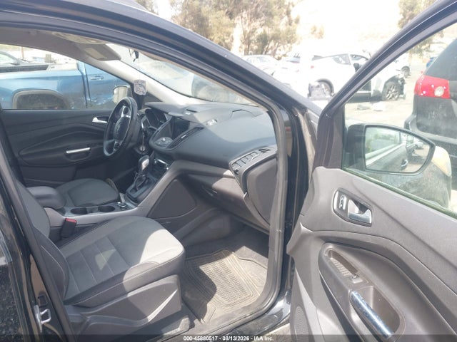 1FMCU9GXXGUC17062 Ford ESCAPE SE