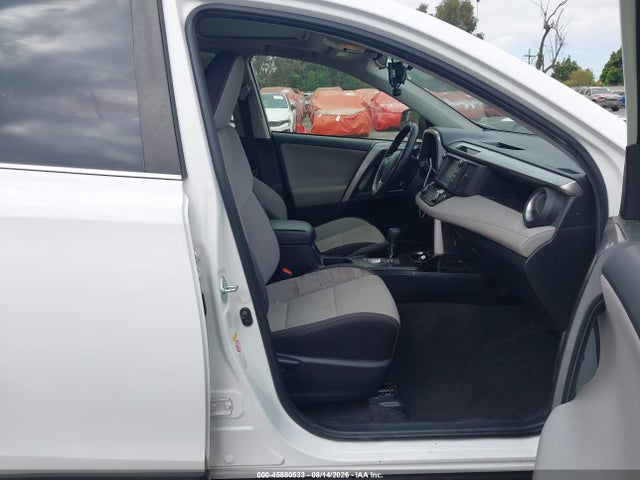 JTMWFREV1HD101425 Toyota Rav4 Xle