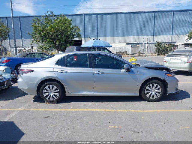 4T1C31AK8RU626486 Toyota Camry Hybrid Le