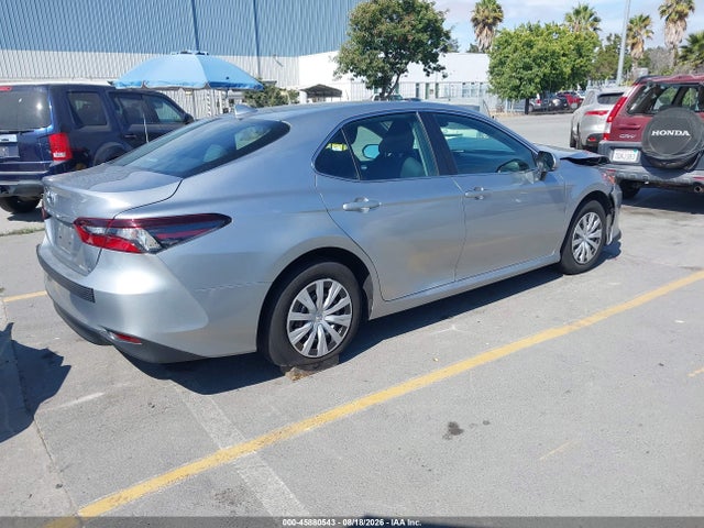 4T1C31AK8RU626486 Toyota Camry Hybrid Le