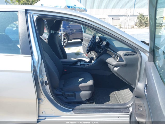 4T1C31AK8RU626486 Toyota Camry Hybrid Le