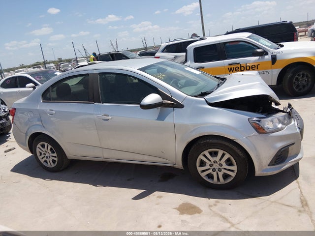 Продажа на аукционе авто 2017 Chevrolet Sonic Ls Auto, vin: 1G1JB5SH7H4154944, номер лота: 45880551