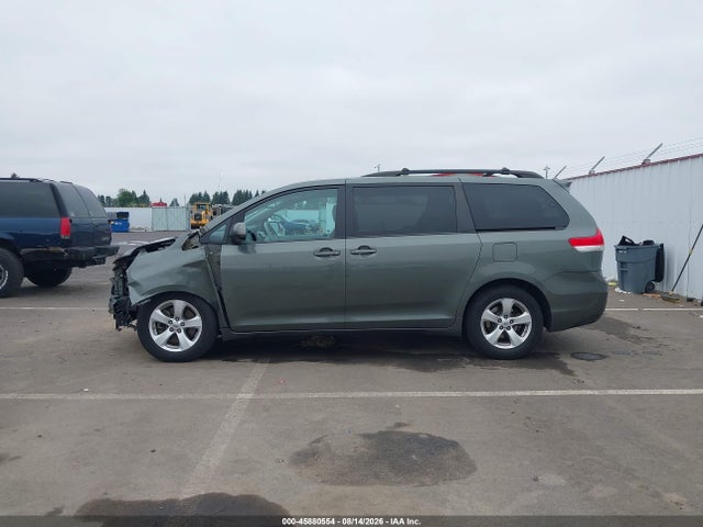 Продажа на аукционе авто 2013 Toyota Sienna Le V6 8 Passenger, vin: 5TDKK3DC3DS379295, номер лота: 45880554