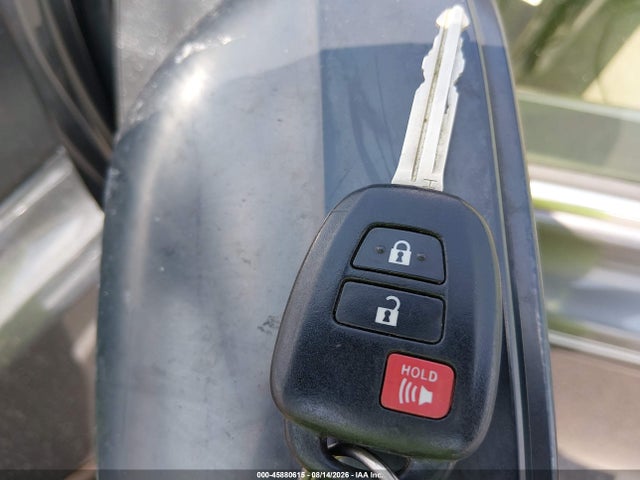 45880615 :رقم المزاد ، JTMZFREV8FJ050758 vin ، 2015 Toyota Rav4 Le مزاد بيع