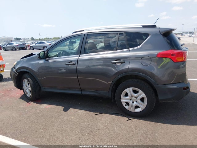 45880615 :رقم المزاد ، JTMZFREV8FJ050758 vin ، 2015 Toyota Rav4 Le مزاد بيع