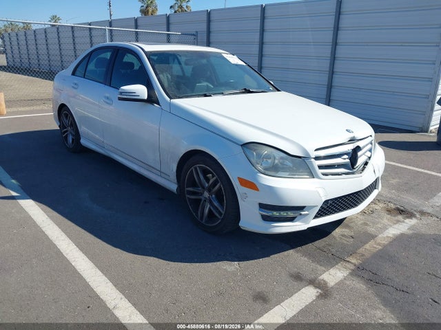 Продаж на аукціоні авто 2013 Mercedes-benz C 250 Sport, vin: WDDGF4HB5DA862324, номер лоту: 45880616