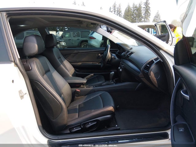 45880618 :رقم المزاد ، WBAUP9C5XAVF49556 vin ، 2010 Bmw 128i مزاد بيع