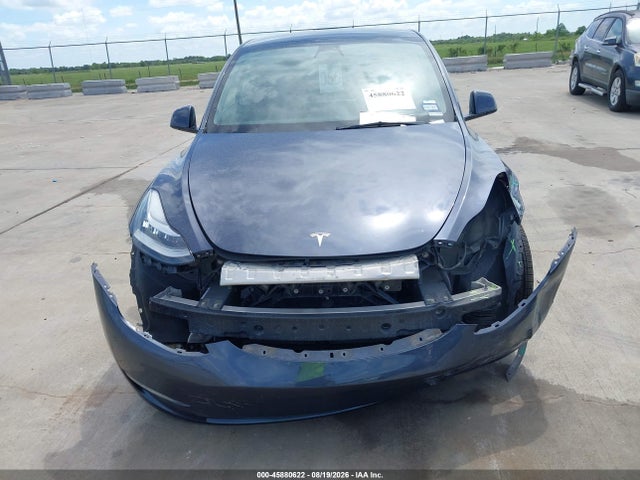 Tesla Model Y 2023 7SAYGDEE1PA090880 Image 11