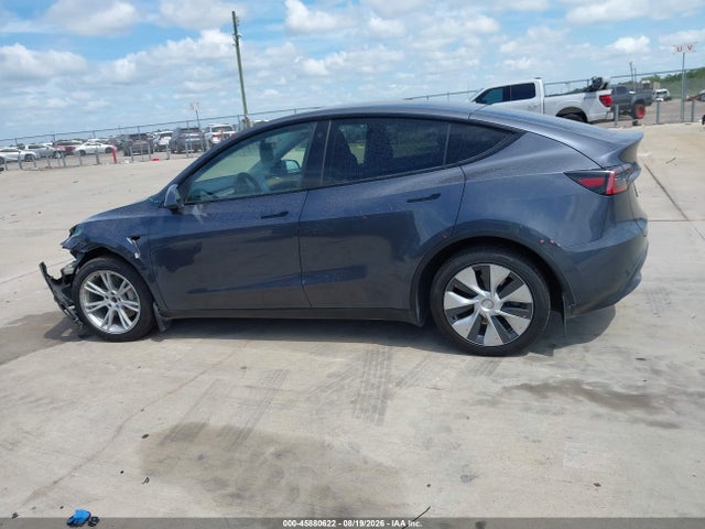 Tesla Model Y 2023 7SAYGDEE1PA090880 Image 13