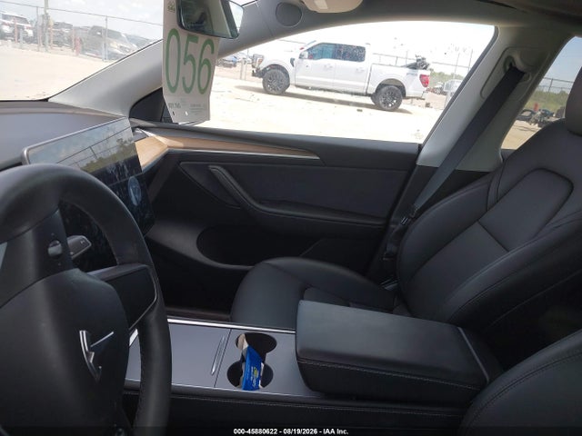 Tesla Model Y 2023 7SAYGDEE1PA090880 Image 7