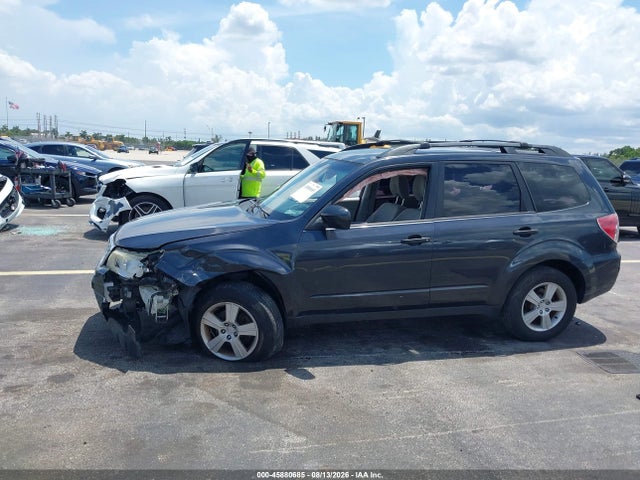 45880685 :رقم المزاد ، JF2SHABC3BH773162 vin ، 2011 Subaru Forester 2.5x مزاد بيع