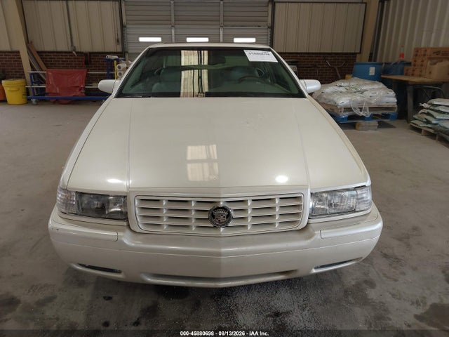 45880698 :رقم المزاد ، 1G6ET129XYU168718 vin ، 2000 Cadillac Eldorado Etc مزاد بيع