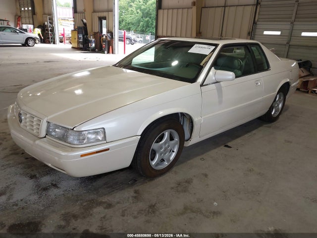 45880698 :رقم المزاد ، 1G6ET129XYU168718 vin ، 2000 Cadillac Eldorado Etc مزاد بيع