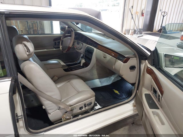 45880698 :رقم المزاد ، 1G6ET129XYU168718 vin ، 2000 Cadillac Eldorado Etc مزاد بيع