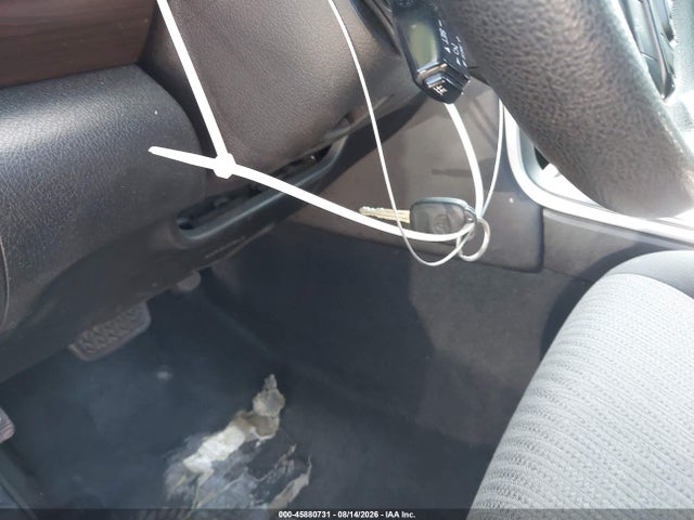 45880731 :رقم المزاد ، 4T1BF1FK2GU563622 vin ، 2016 Toyota Camry Le مزاد بيع
