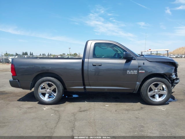 3C6JR6AT4GG112075 RAM 1500 Express
